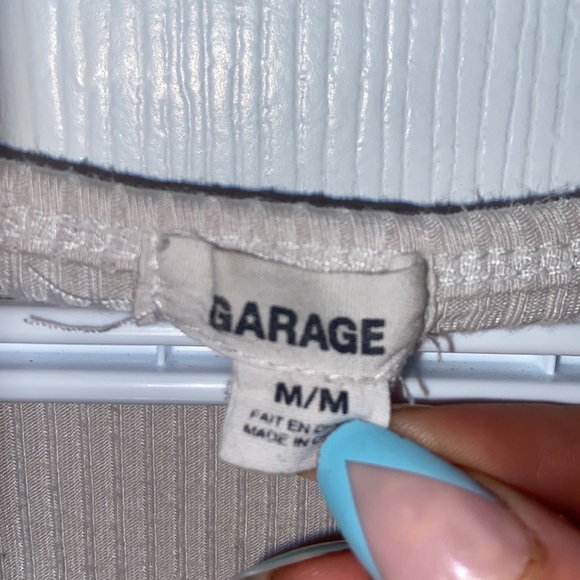 Garage White Top - Picture 3 of 3